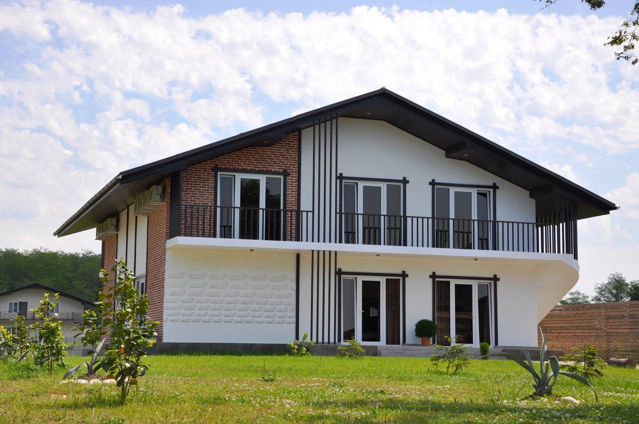 Injir Village Hotel กูเดาทา ภายนอก รูปภาพ